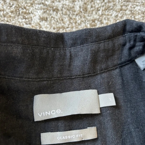 Vince button down - Picture 2 of 4